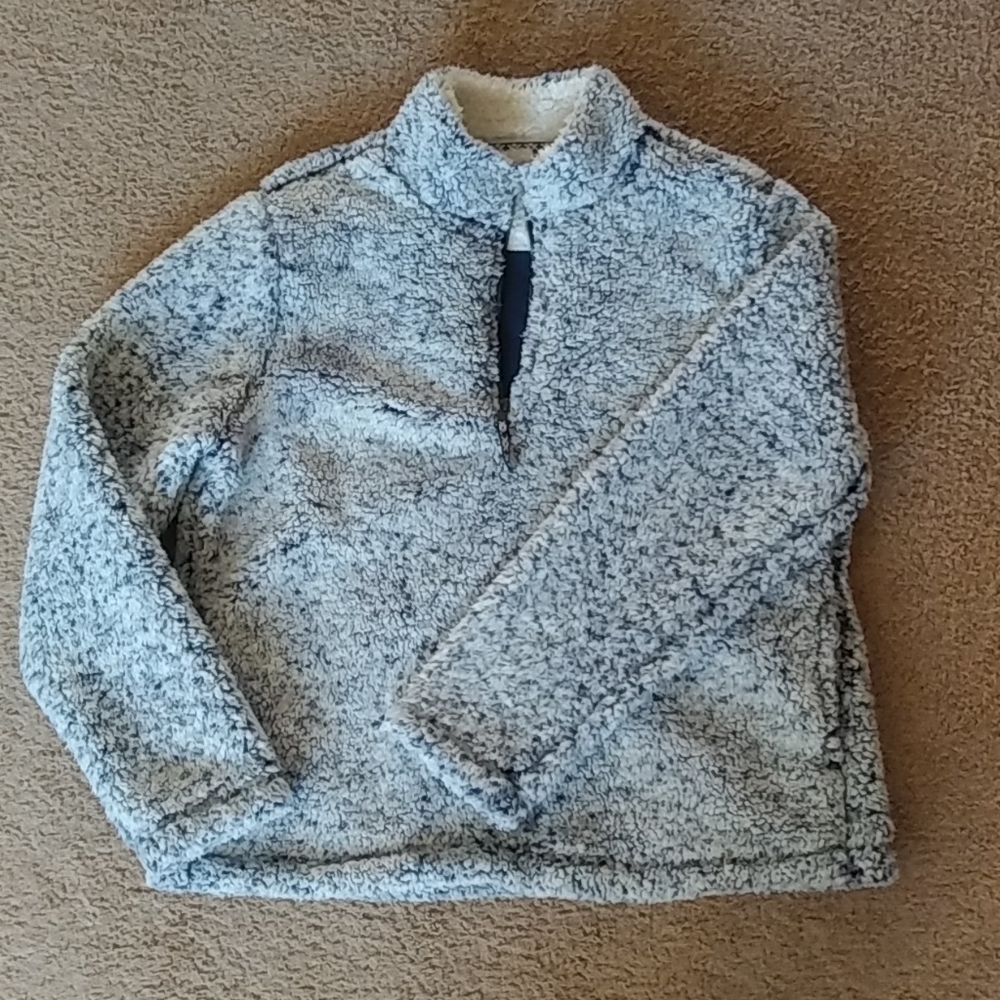 Warm pullover jacket